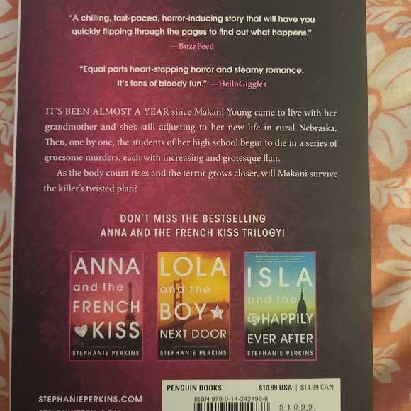 There's someone inside your house by Stephanie Perkins - Picture 2 of 3